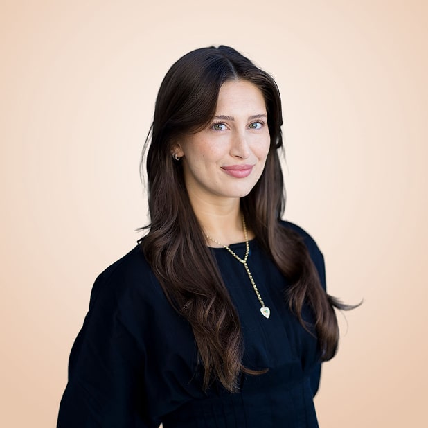 Headshot of Lily Fogel