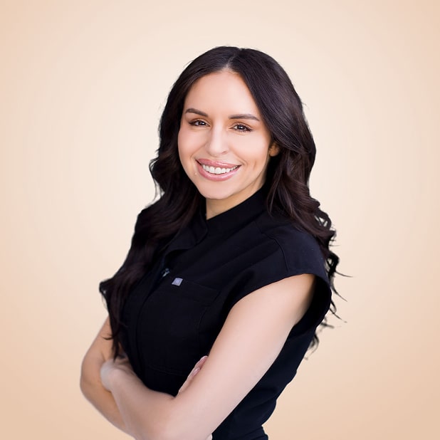 Headshot of Naomi Wintemute