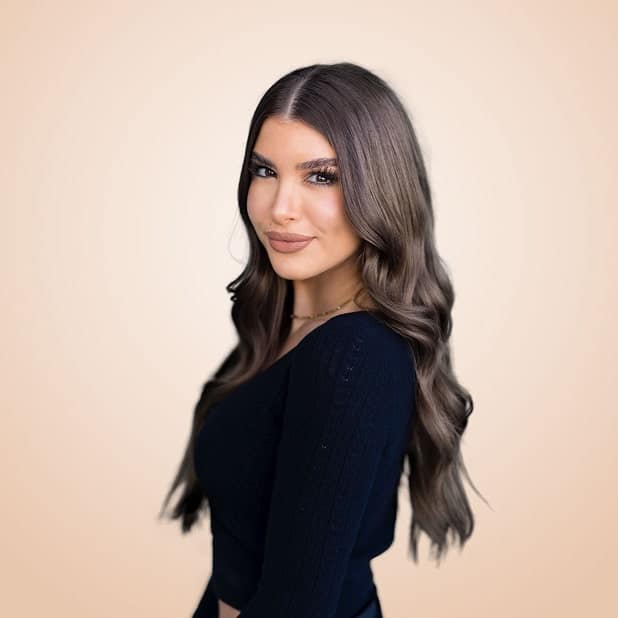 Janie Kazma Headshot