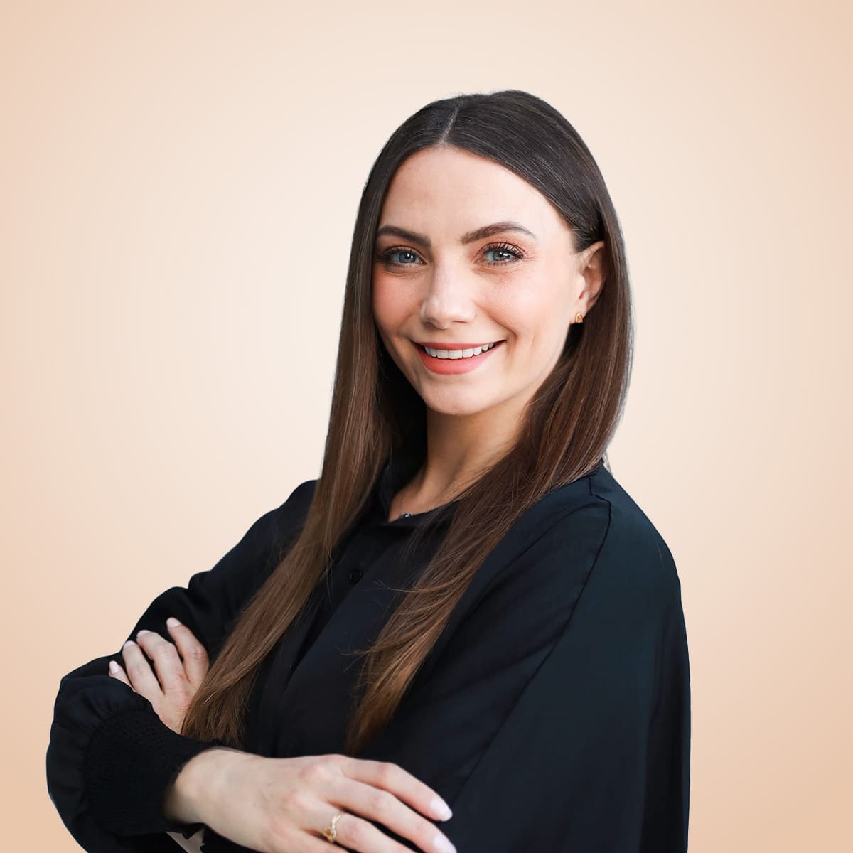 Lola Kochevar Headshot